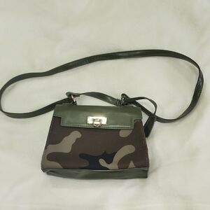 Chisiy 🦆 Camouflage Camo Green Crossbody Bag 🦌